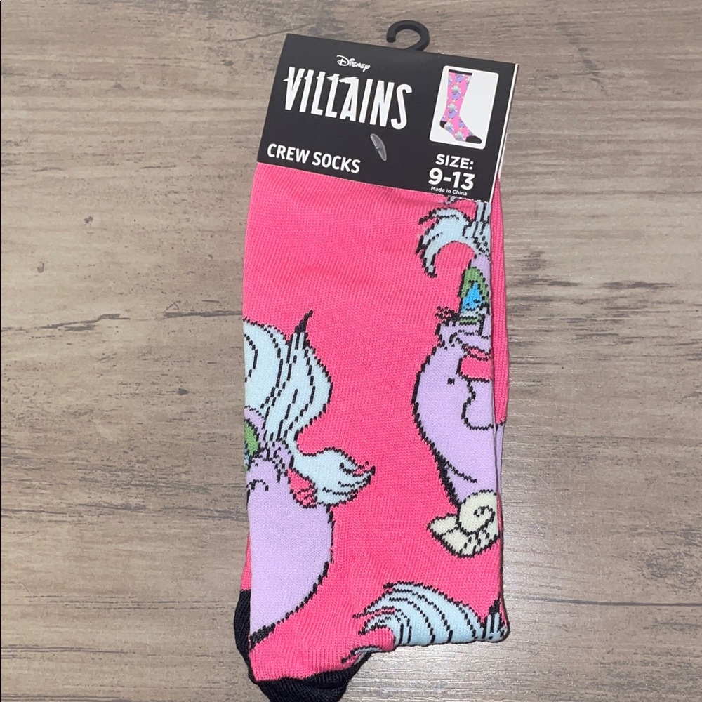 Disney Villains Crew Socks Bright Pink & Black | Ursula Design Size 9–13 NWT